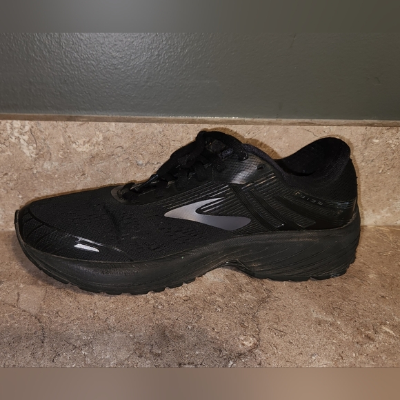 Brooks Adrenaline GTS 18 Women’s Size 8 Med Width Black Running Shoes Sneakers - Picture 2 of 10